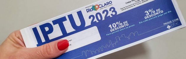 Prefeitura está entregando  102 mil carnês do IPTU 2023